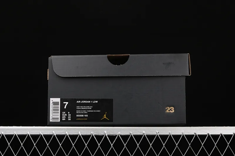 All categories Air Jordan Jordan series basketball shoes Air Jordan 1 Low Air Jordan 1 Low Shadow AJ1 Joe 1 gray blue and white first layer low-top cultural and leisure sports sneakers 553558-103